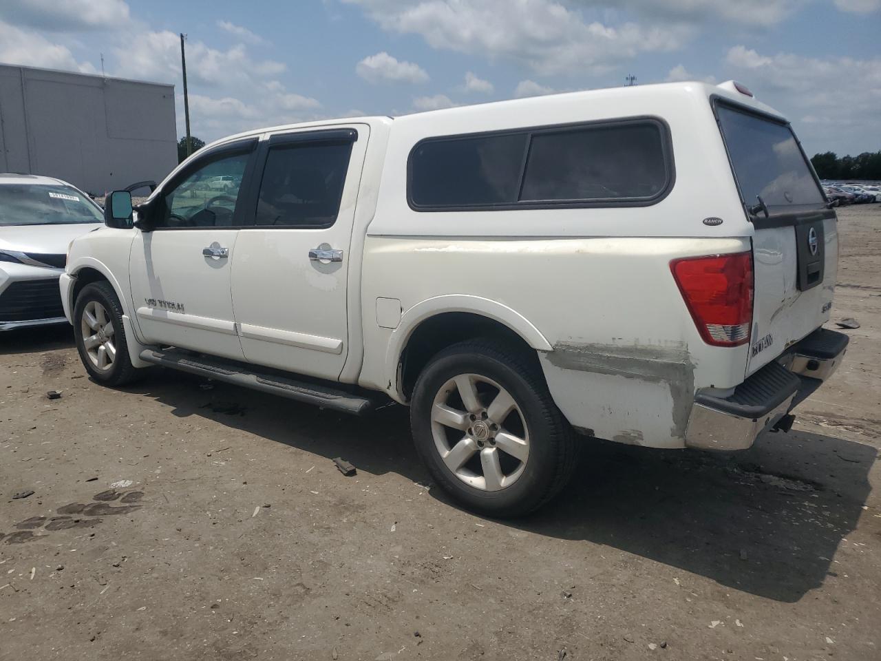 2008 Nissan Titan Xe - Image 2