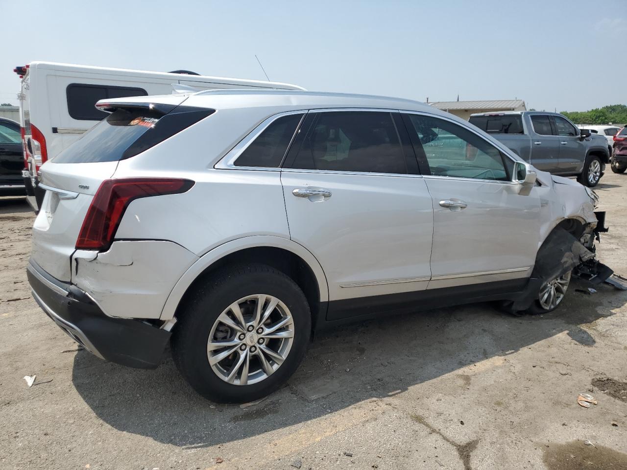 2020 Cadillac Xt5 Premium Luxury - Image 3