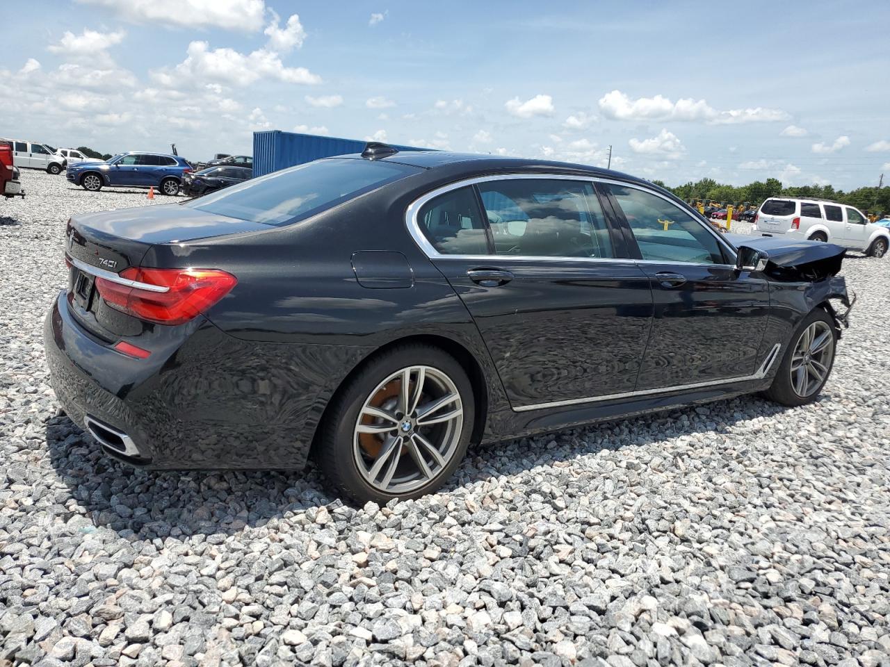 2019 BMW 740 I - Фото 3