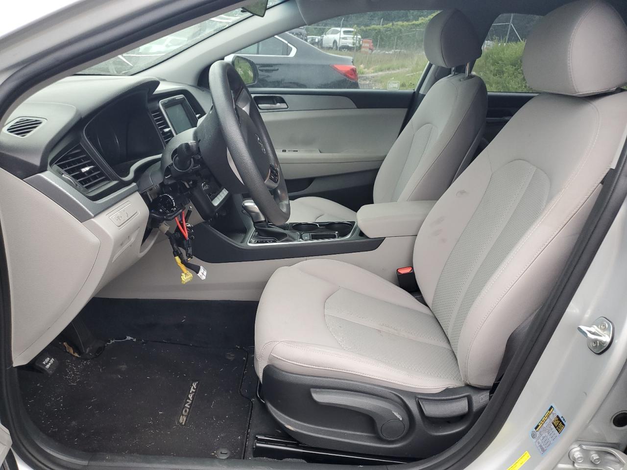 2019 Hyundai Sonata Se - Image 7