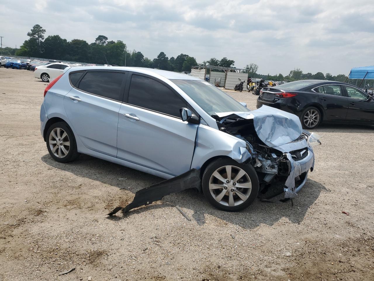 2012 Hyundai Accent Gls - Фото 4