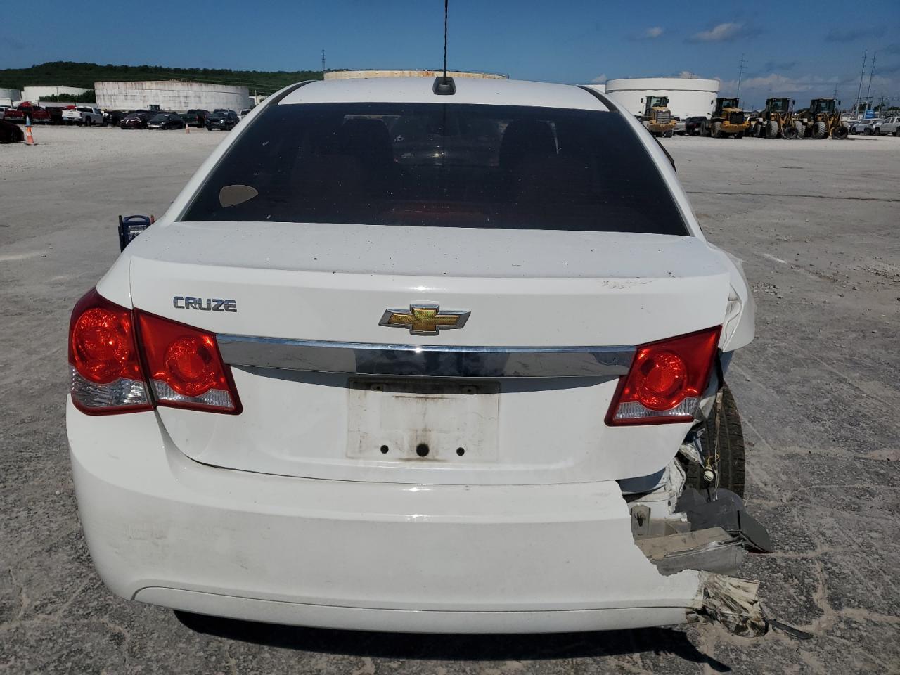 2015 Chevrolet Cruze Ls - Фото 6