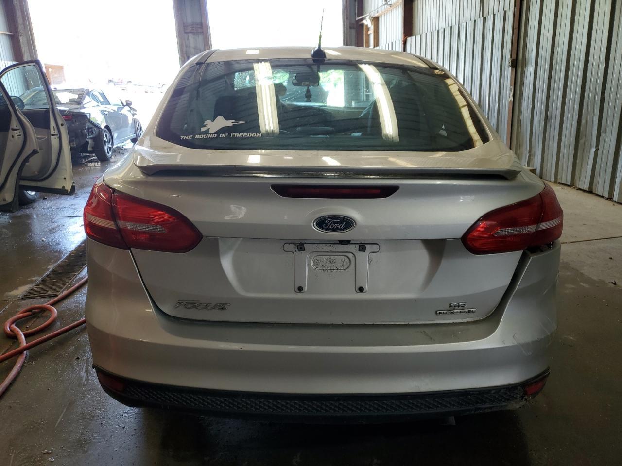 2015 Ford Focus Se - Image 6