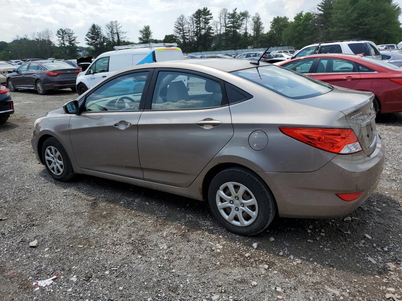 2013 Hyundai Accent Gls - Image 2