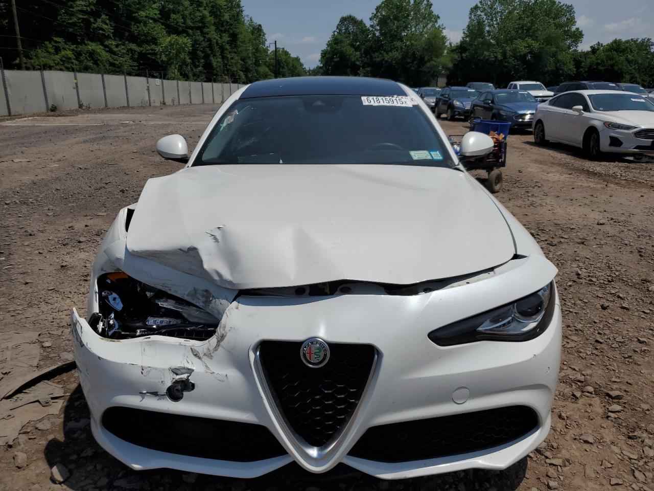 2017 Alfa Romeo Giulia Ti Q4 - Фото 5