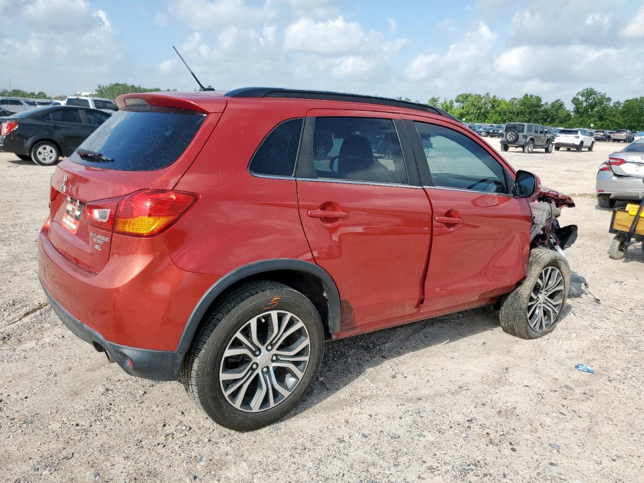 2016 Mitsubishi Outlander Sport Sel - Image 3