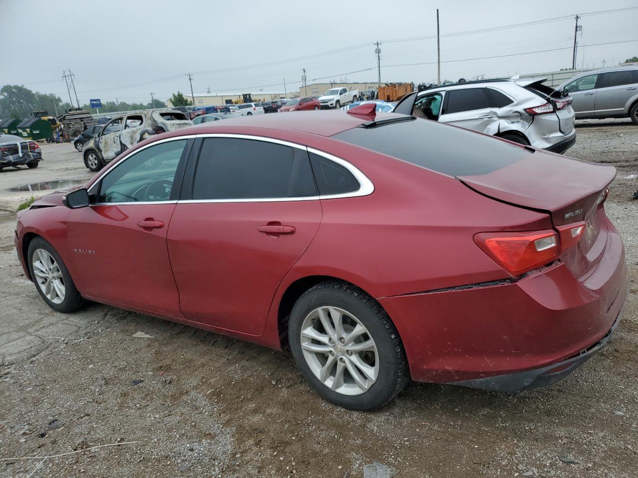 2018 Chevrolet Malibu Lt - Image 2