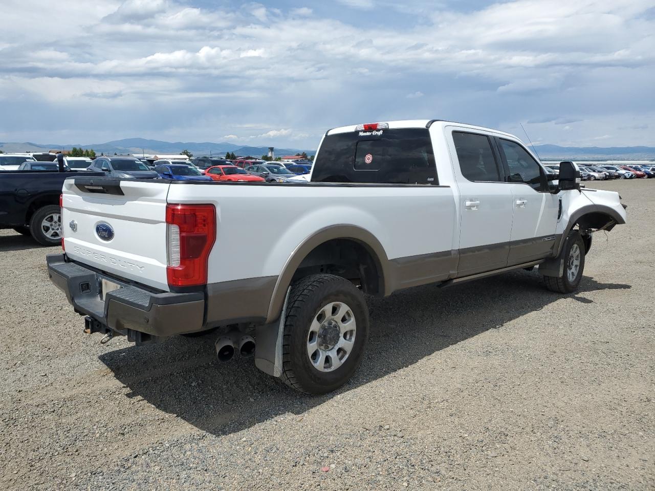 2019 Ford F350 Super Duty - Фото 3
