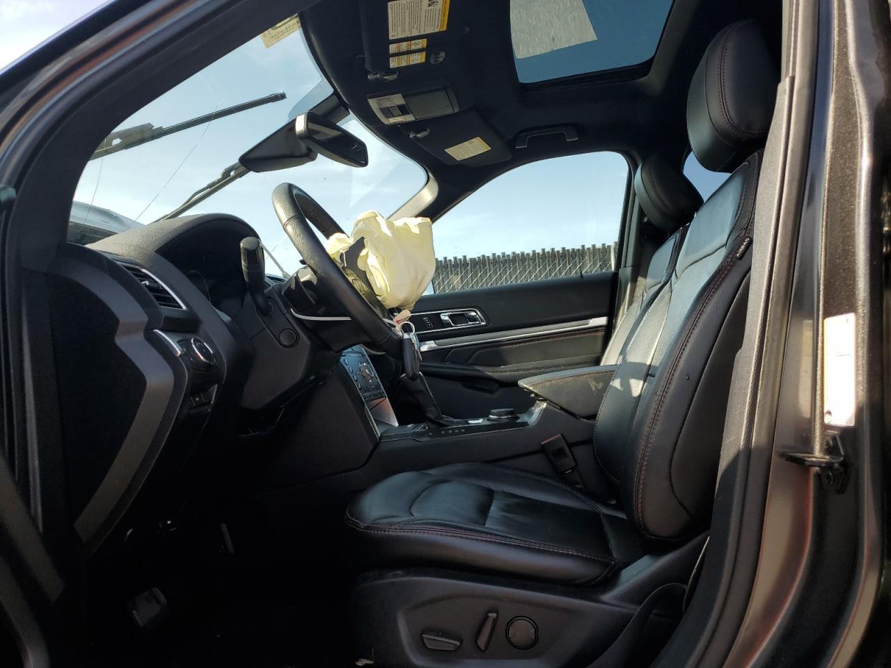 2019 Ford Explorer Sport - Image 7