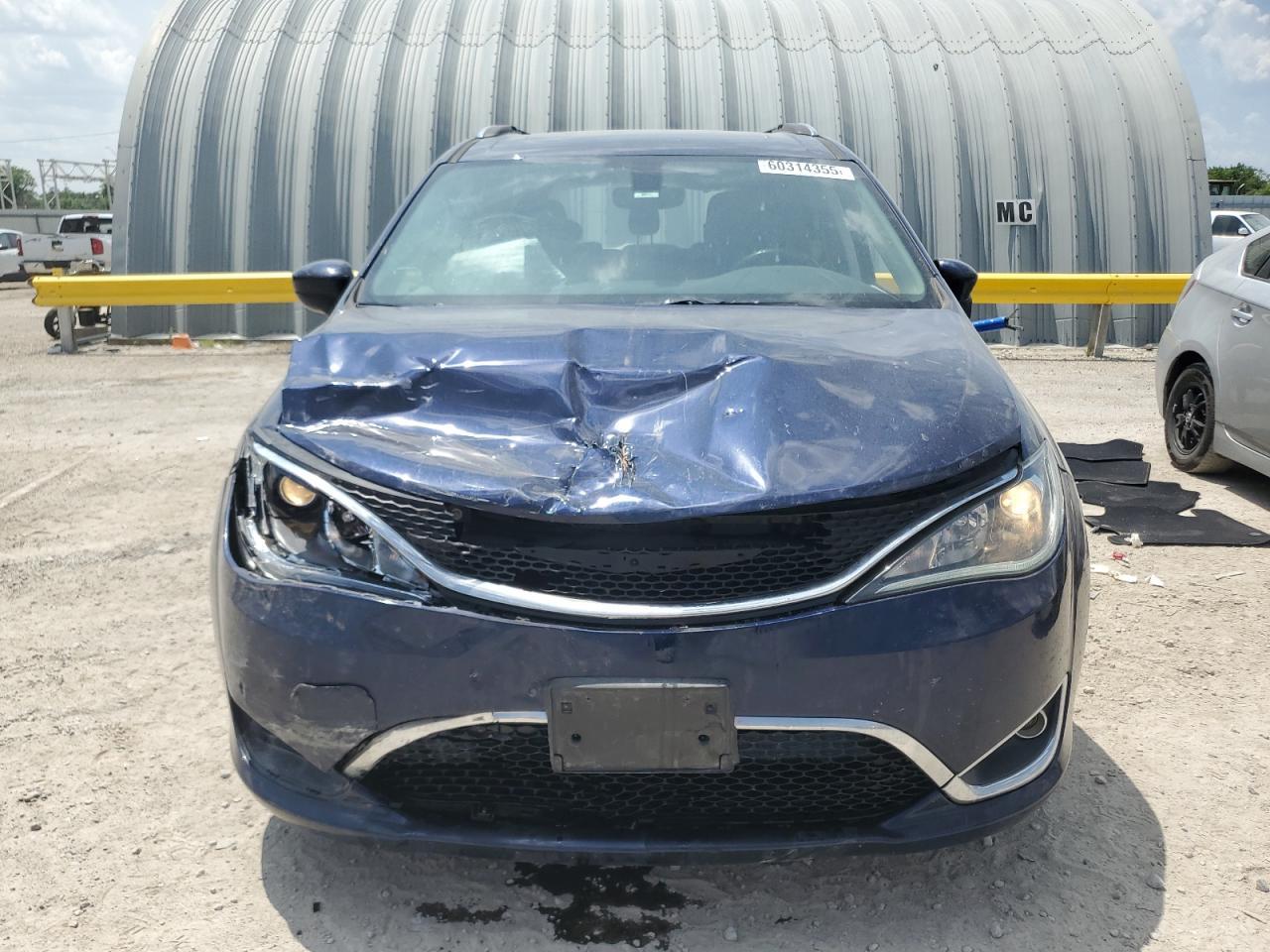 2018 Chrysler Pacifica Touring L Plus - Image 5