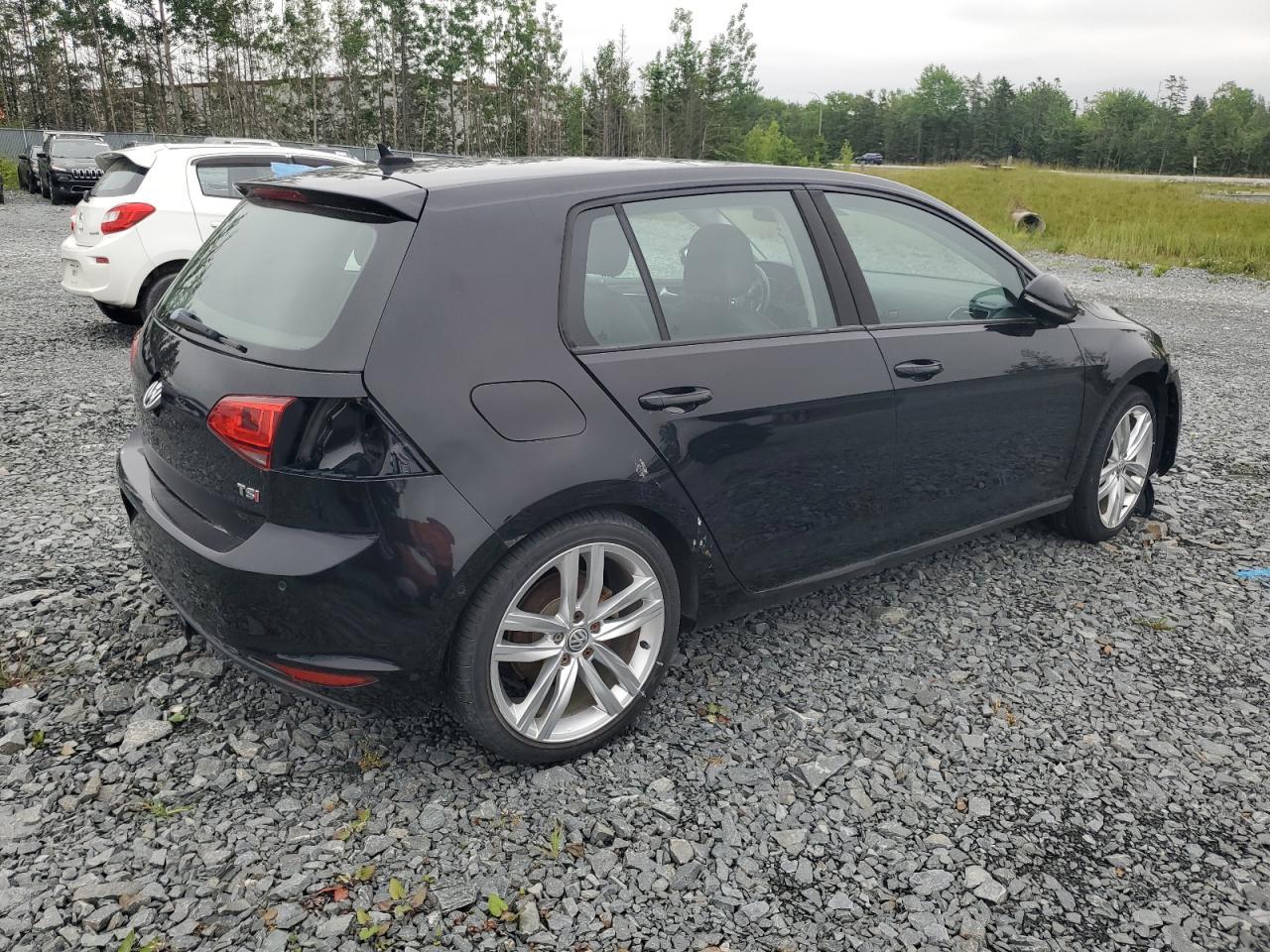 2016 Volkswagen Golf S/Se - Image 3