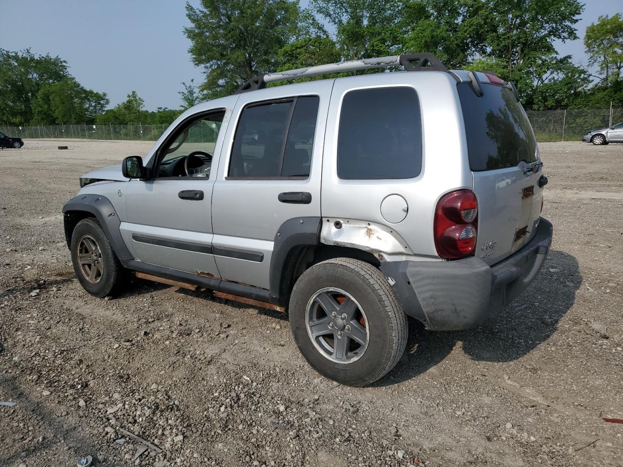 2006 Jeep Liberty Renegade - Фото 2