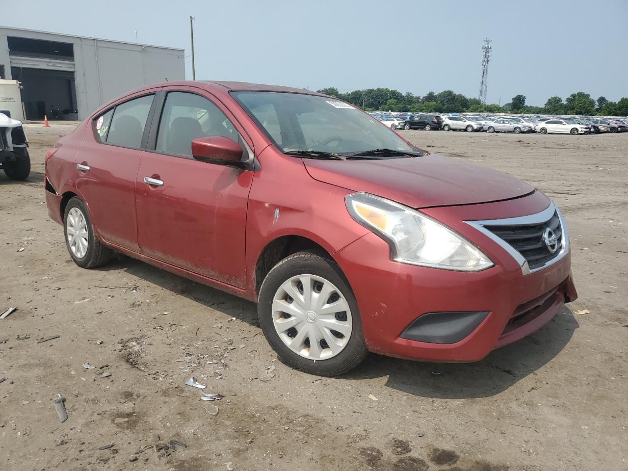 2018 Nissan Versa Sv - Image 4