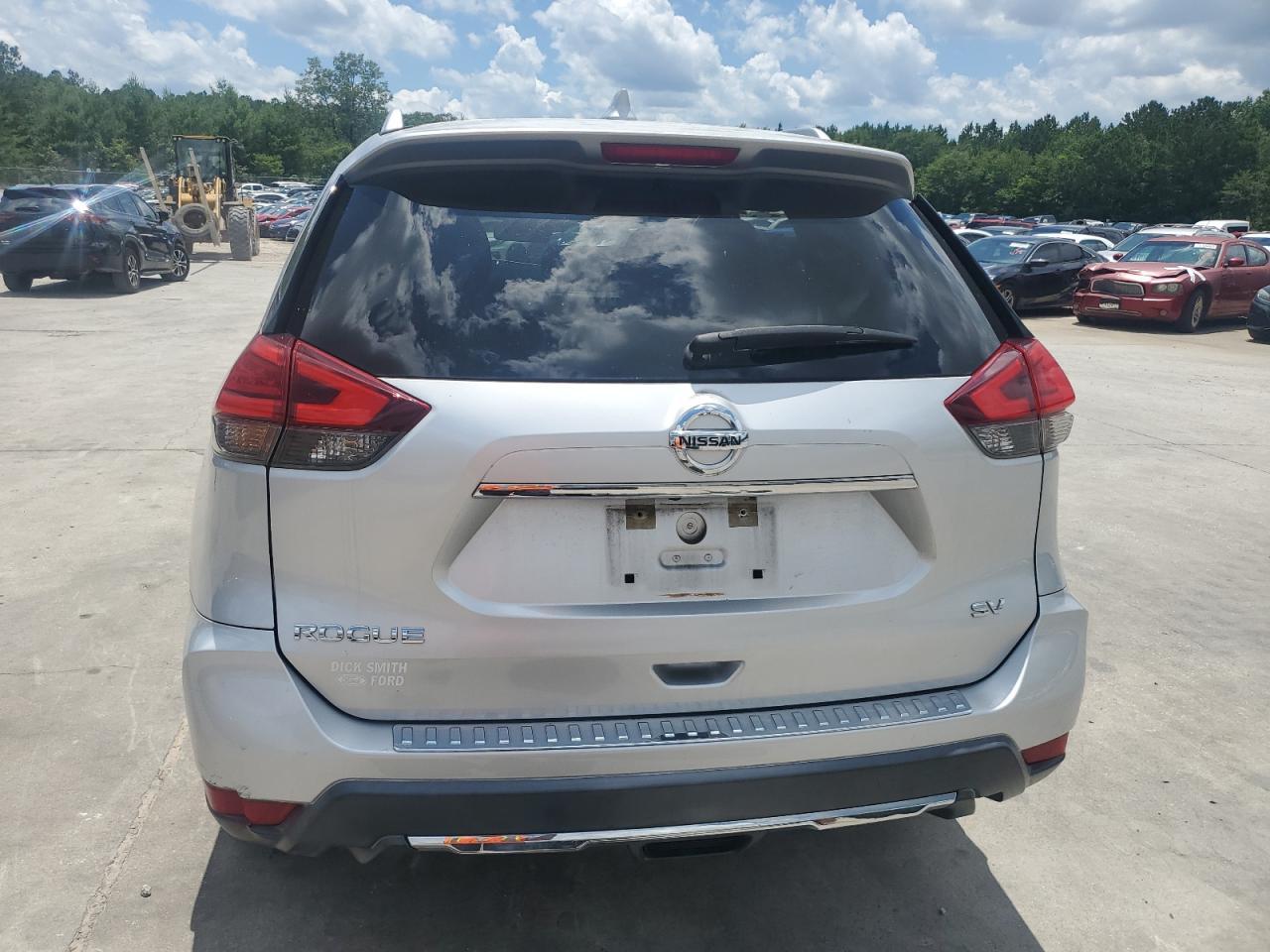 2017 Nissan Rogue S - Image 6