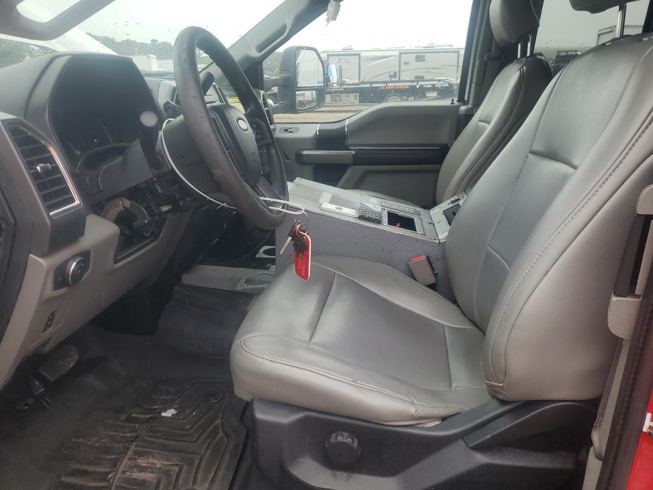 2017 Ford F550 Super Duty - Image 7