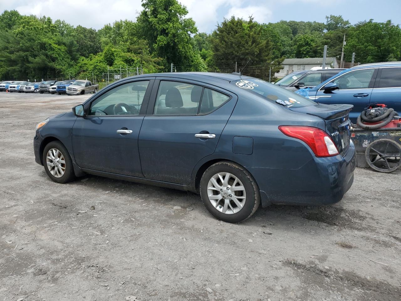 2017 Nissan Versa S - Image 2