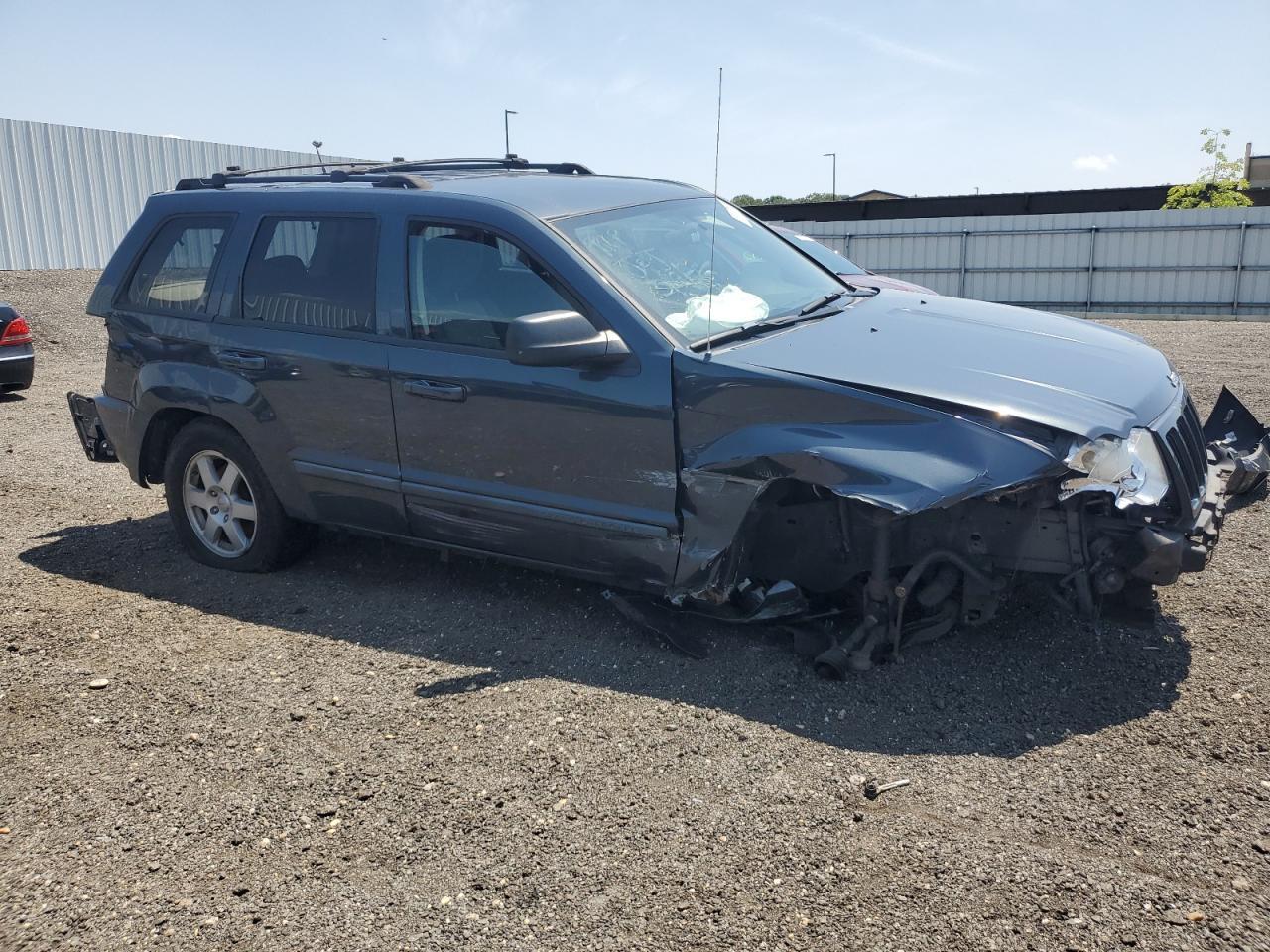 2008 Jeep Grand Cherokee Laredo - Image 4