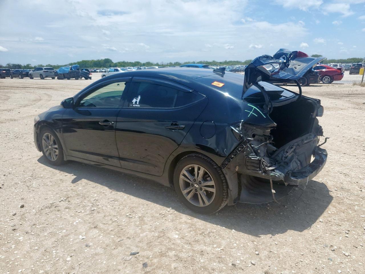 2018 Hyundai Elantra Sel - Image 2
