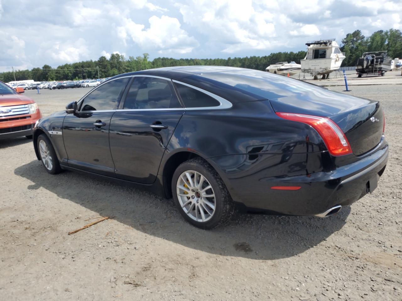 2012 Jaguar Xj - Image 2