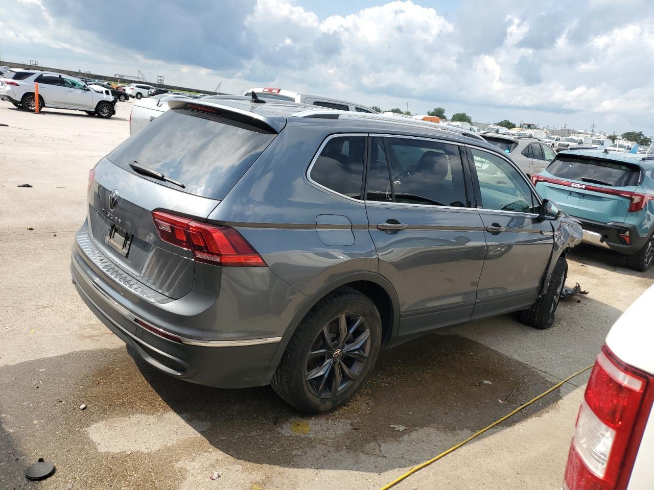 2023 Volkswagen Tiguan Se - Фото 3