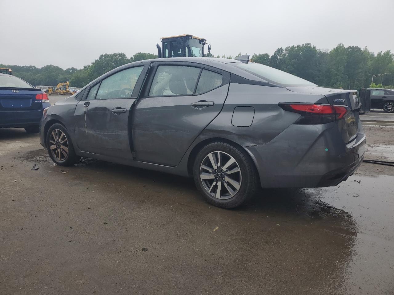 2023 Nissan Versa Sv - Image 2