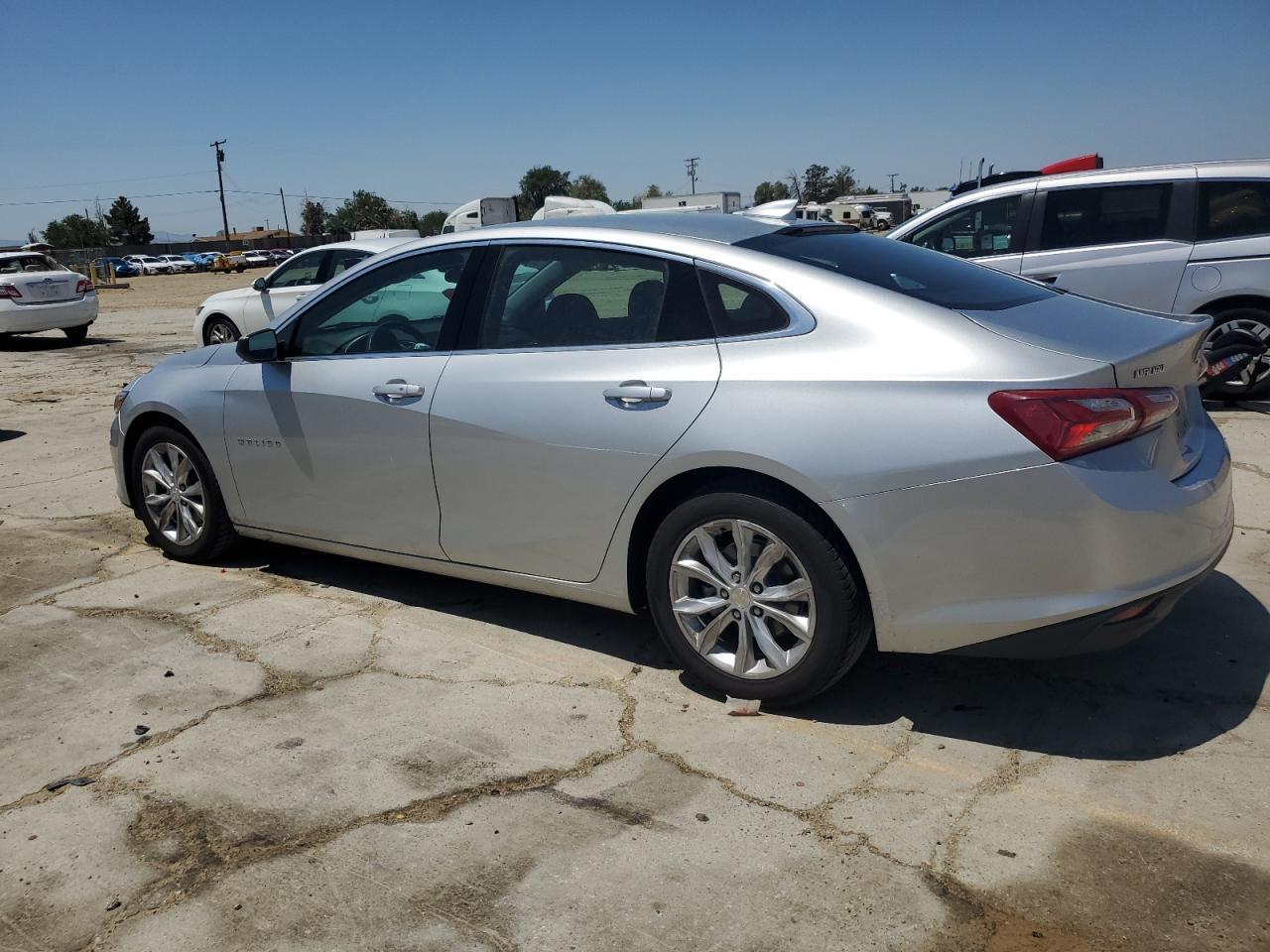 2022 Chevrolet Malibu Lt - Image 2