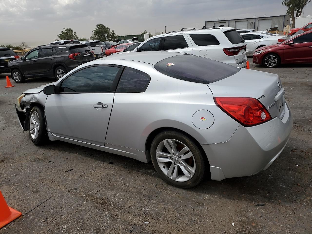 2013 Nissan Altima - Image 2