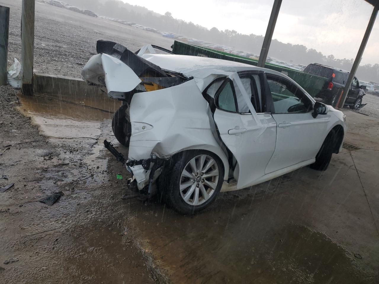 2018 Toyota Camry L - Фото 3