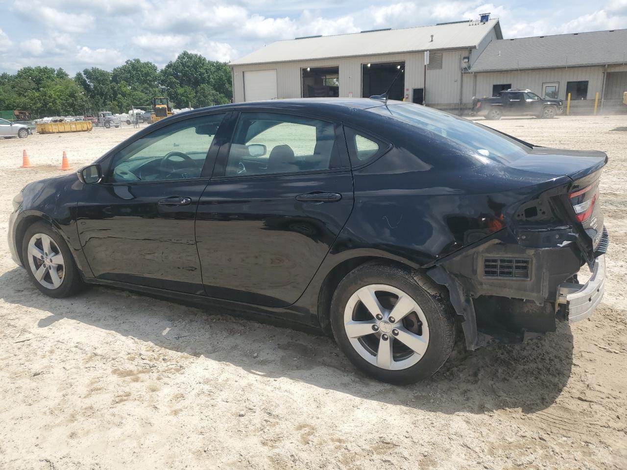 2016 Dodge Dart Sxt - Фото 2