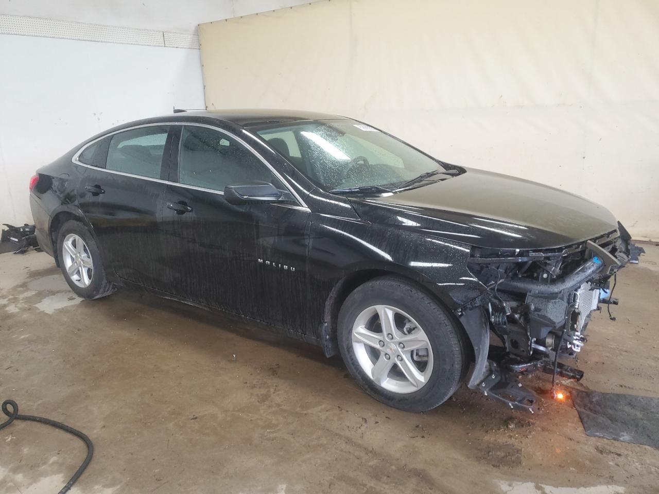 2022 Chevrolet Malibu Ls - Image 4