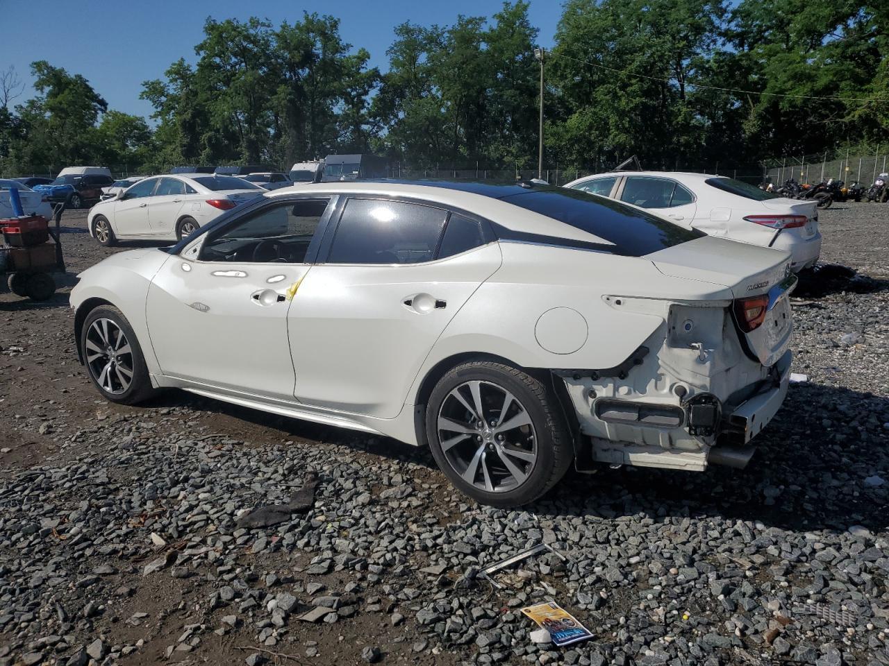 2017 Nissan Maxima 3.5S - Image 2