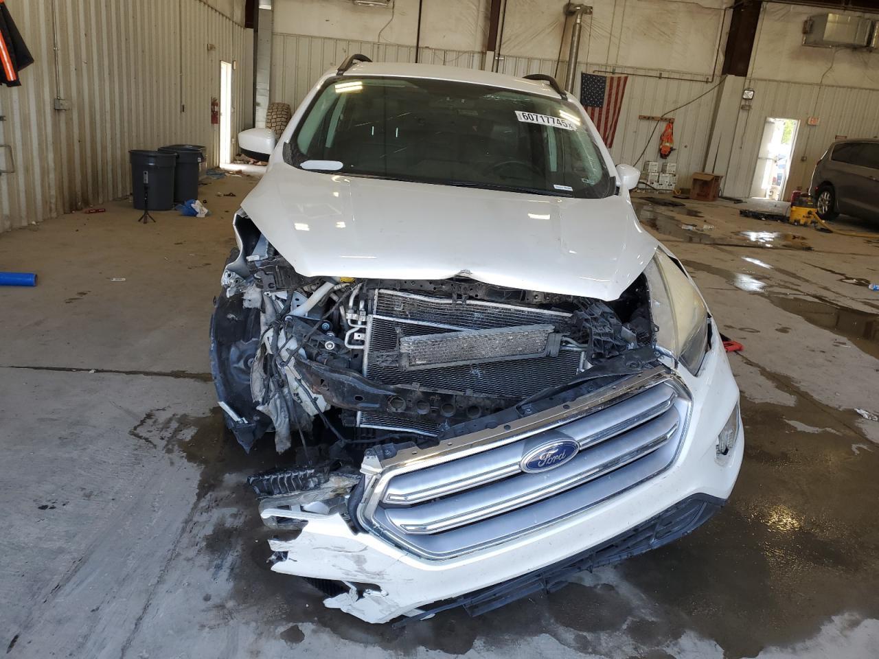 2019 Ford Escape Sel - Фото 5
