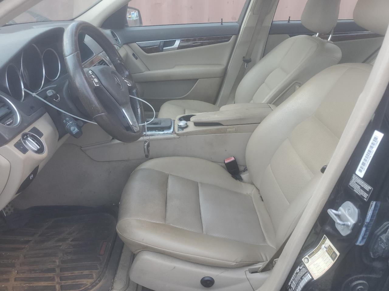 2012 Mercedes-Benz C 250 - Фото 7