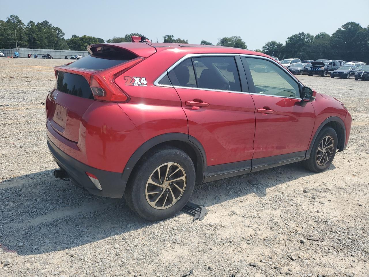 2020 Mitsubishi Eclipse Cross Es - Image 3