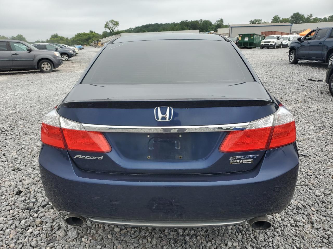 2015 Honda Accord Sport - Image 6