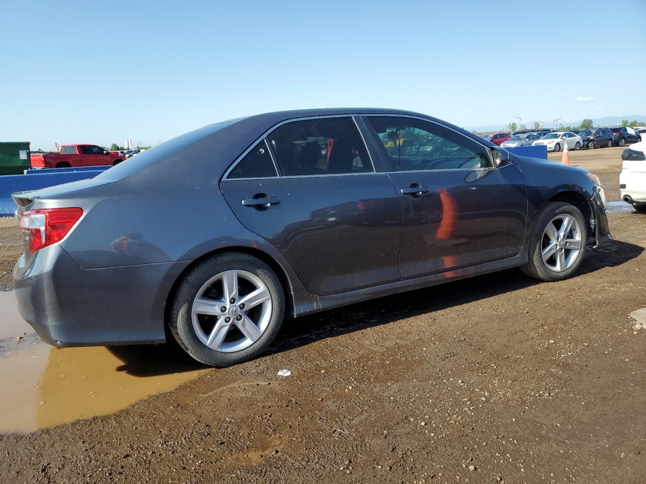 2014 Toyota Camry L - Фото 3
