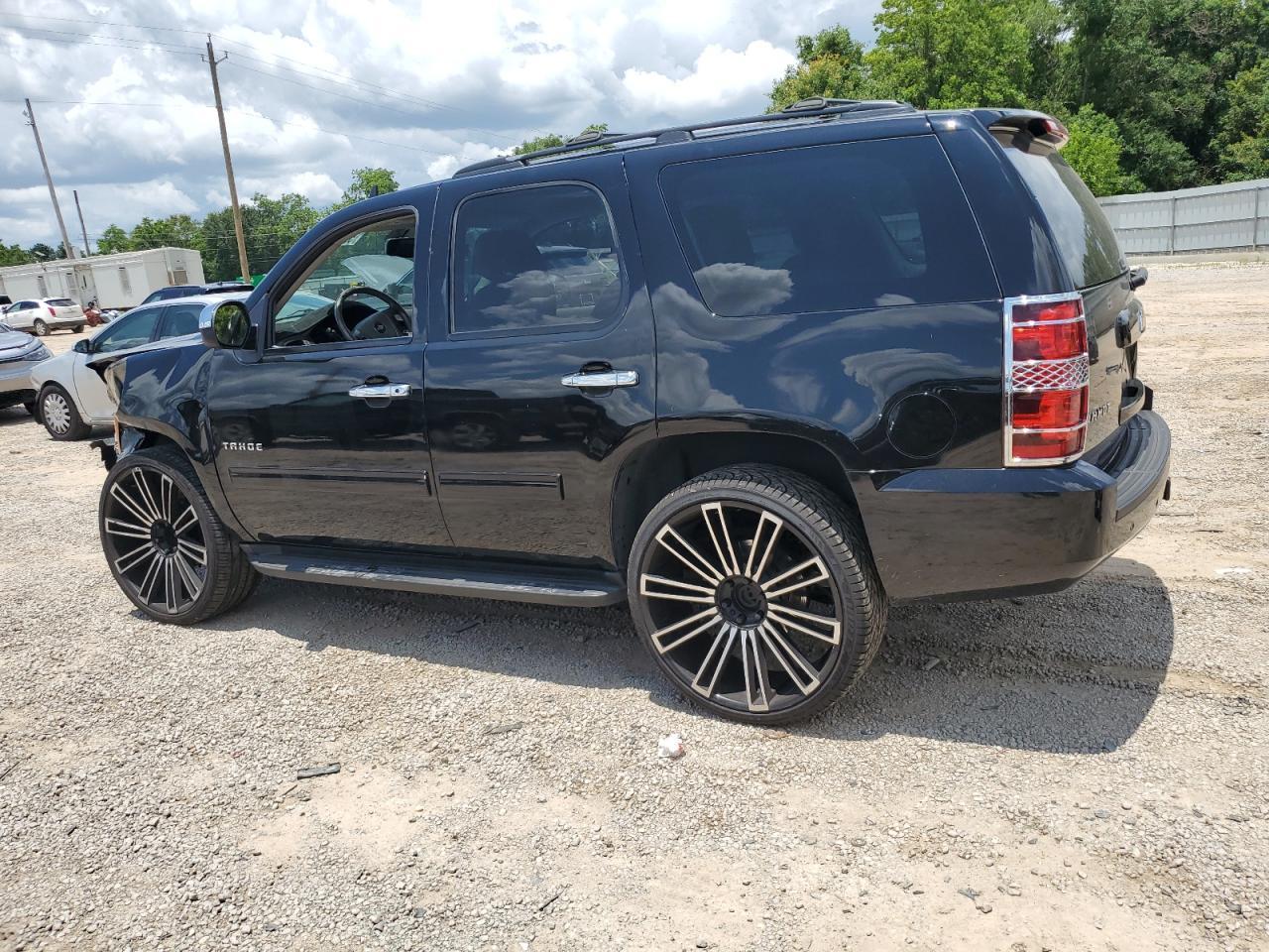 2013 Chevrolet Tahoe C1500 Lt - Фото 2