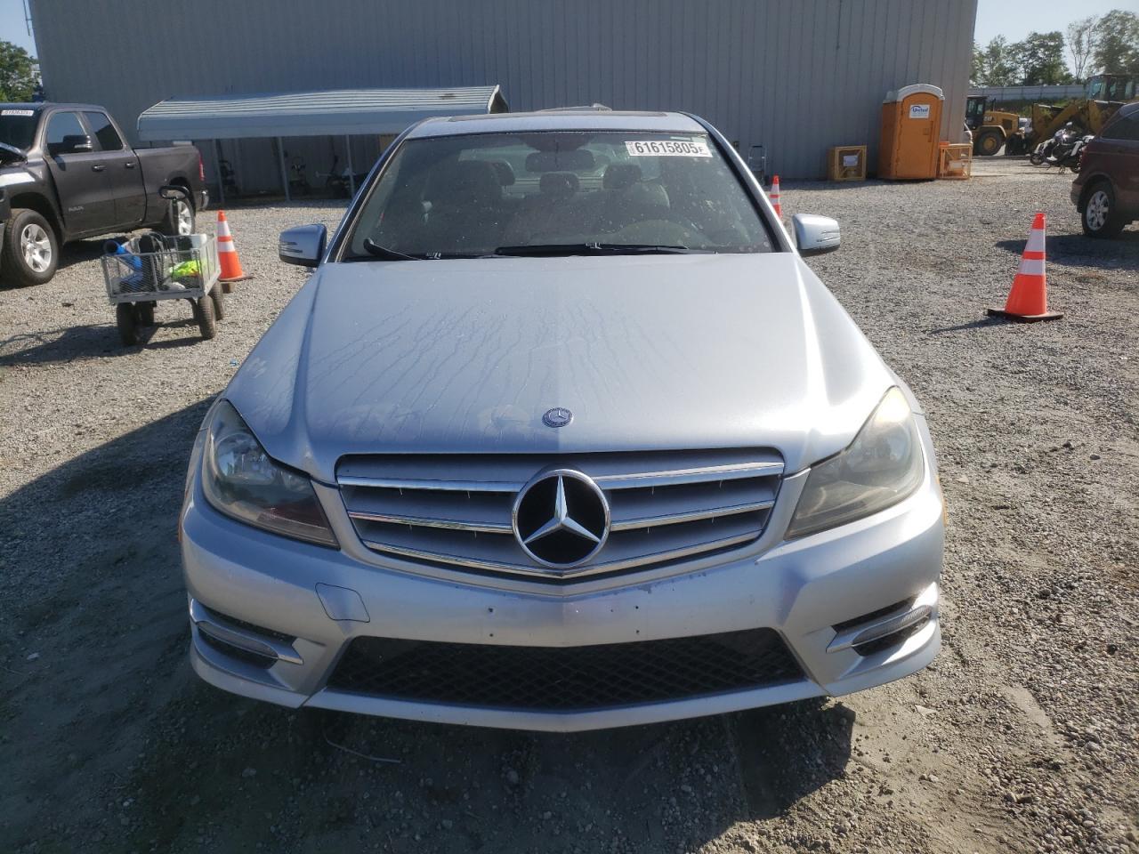 2013 Mercedes-Benz C 250 - Image 5