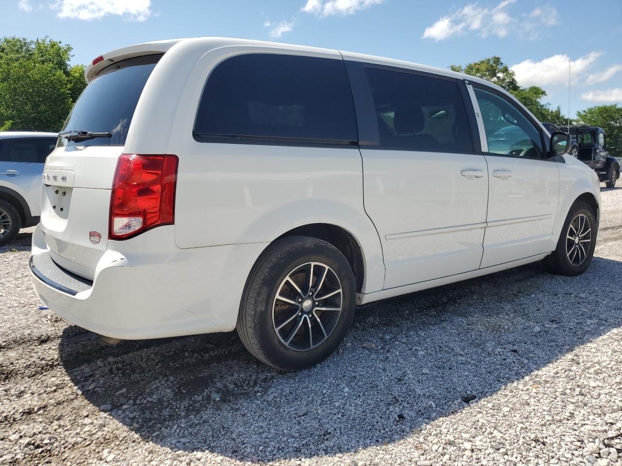 2015 Dodge Grand Caravan Se - Image 3