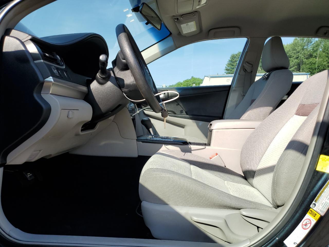 2012 Toyota Camry L - Image 7