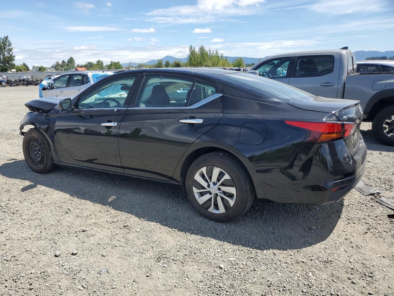 2022 Nissan Altima S - Фото 2