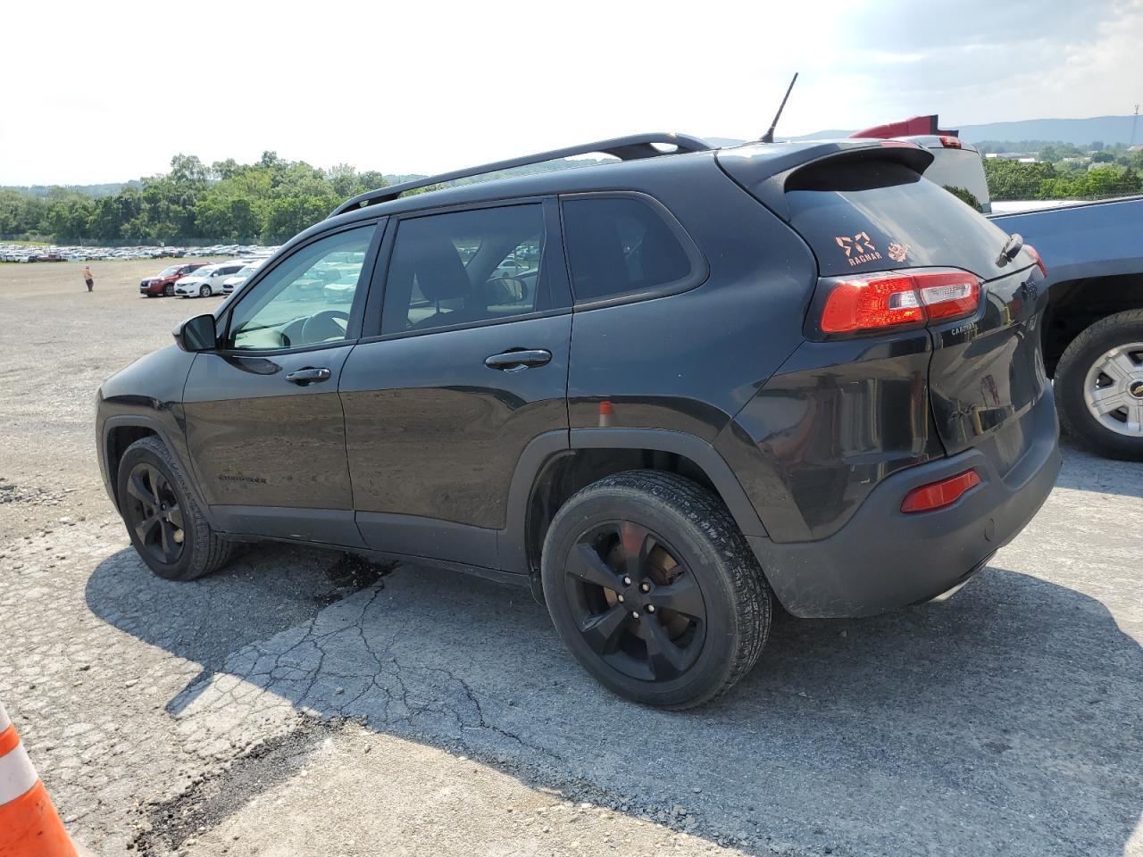 2015 Jeep Cherokee Latitude - Image 2