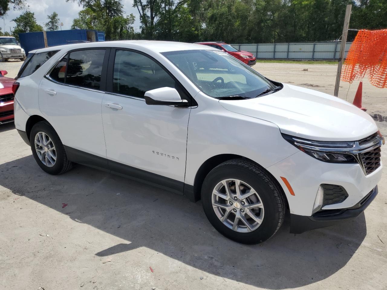 2024 Chevrolet Equinox Lt - Image 4