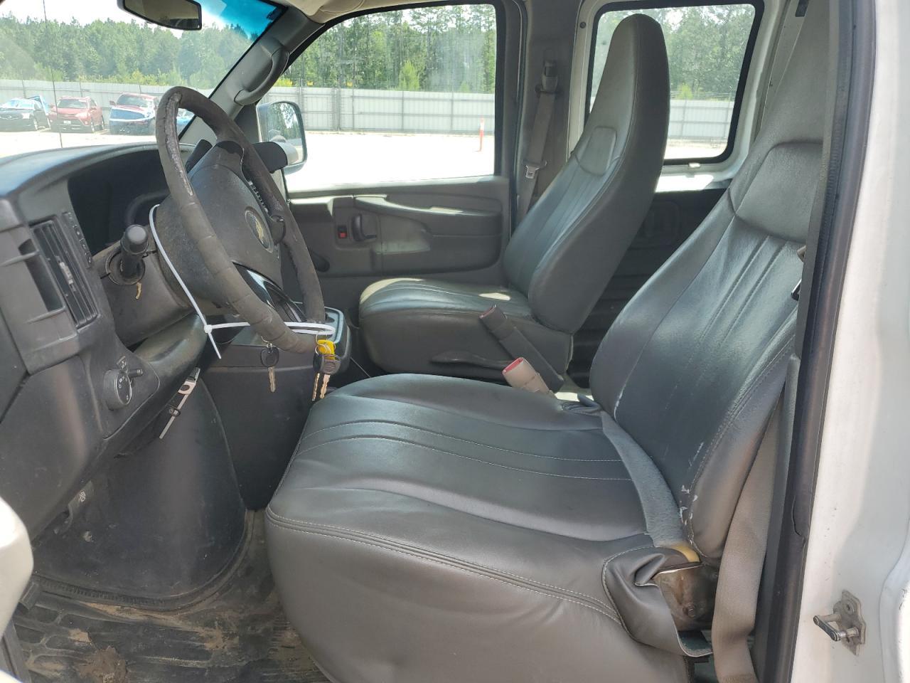 2010 Chevrolet Express G2500 - Фото 7