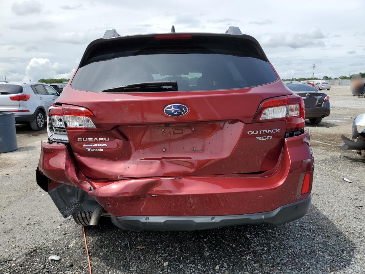 2017 Subaru Outback 3.6R Limited - Image 6