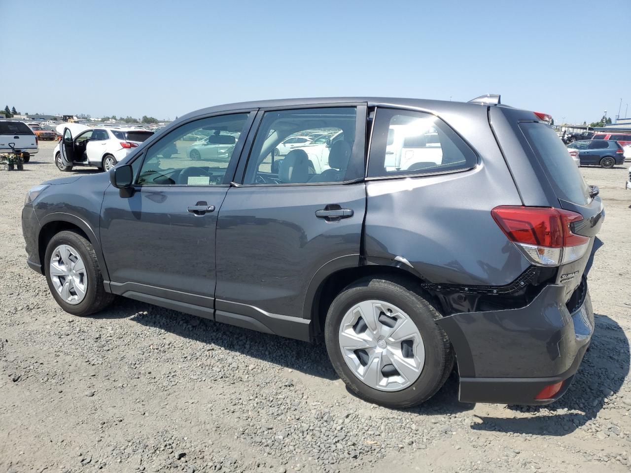 2023 Subaru Forester - Фото 2
