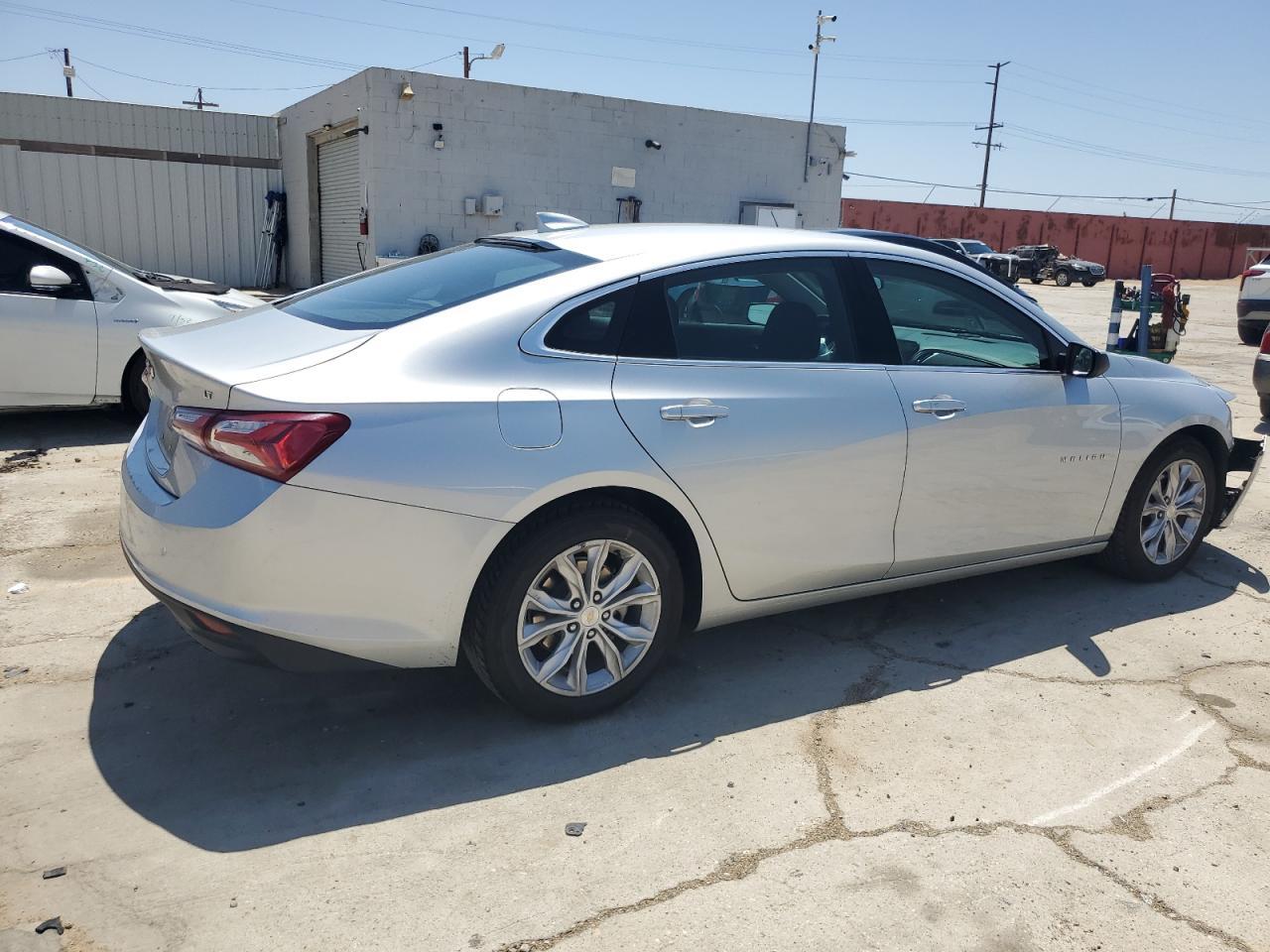 2022 Chevrolet Malibu Lt - Image 3