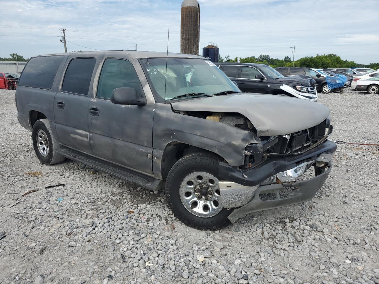 2002 Chevrolet Suburban - Image 4