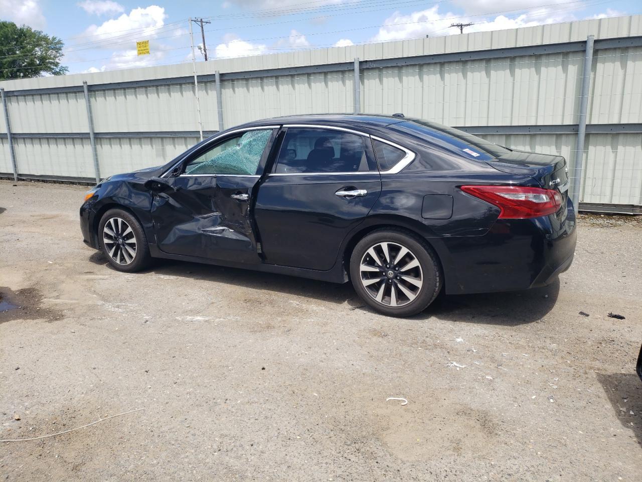 2018 Nissan Altima 2.5 - Image 2