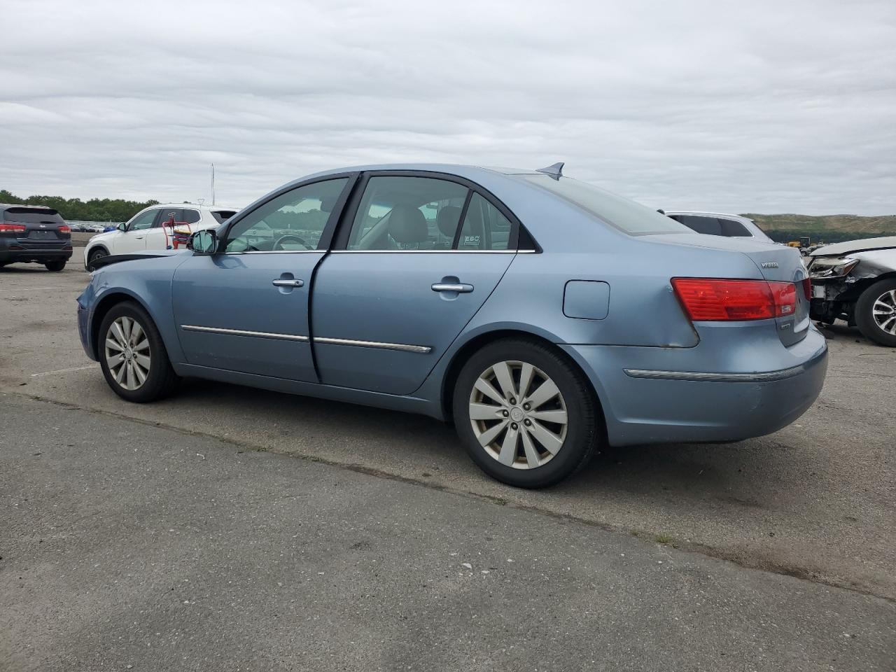 2010 Hyundai Sonata Se - Фото 2